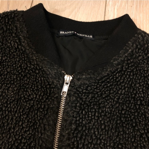 Brandy Melville Jennifer Sherpa Jacket in Black - Picture 8 of 12